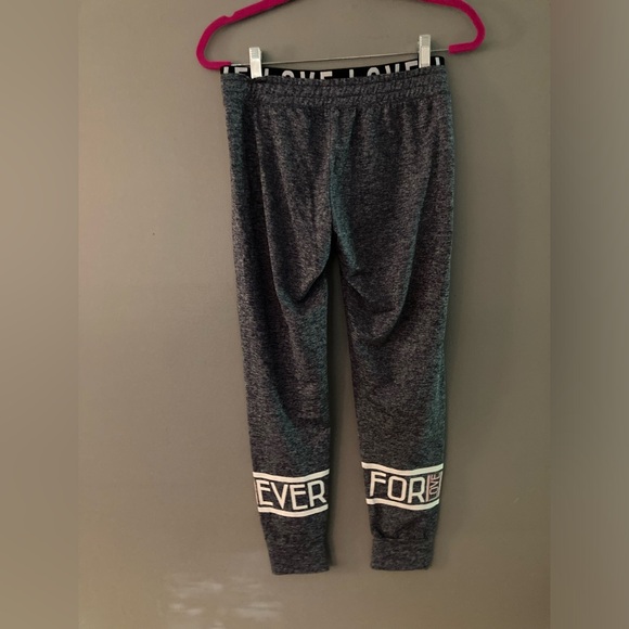 Like New! No Boundaries “Love Forever” Joggers - Picture 2 of 3